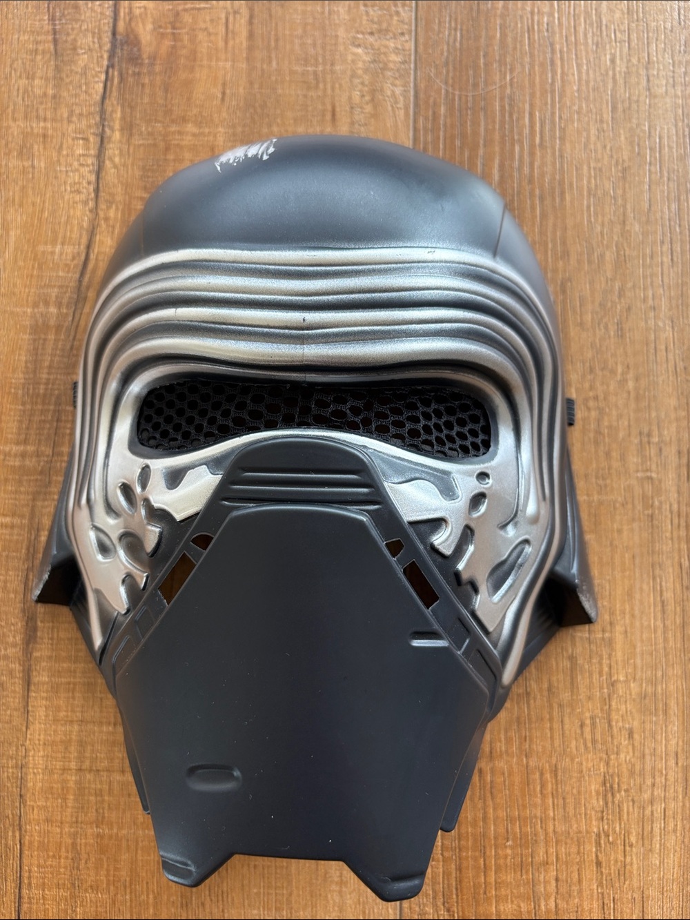 Star Wars Episode VII Kylo Ren Costume - Picture 10 of 13